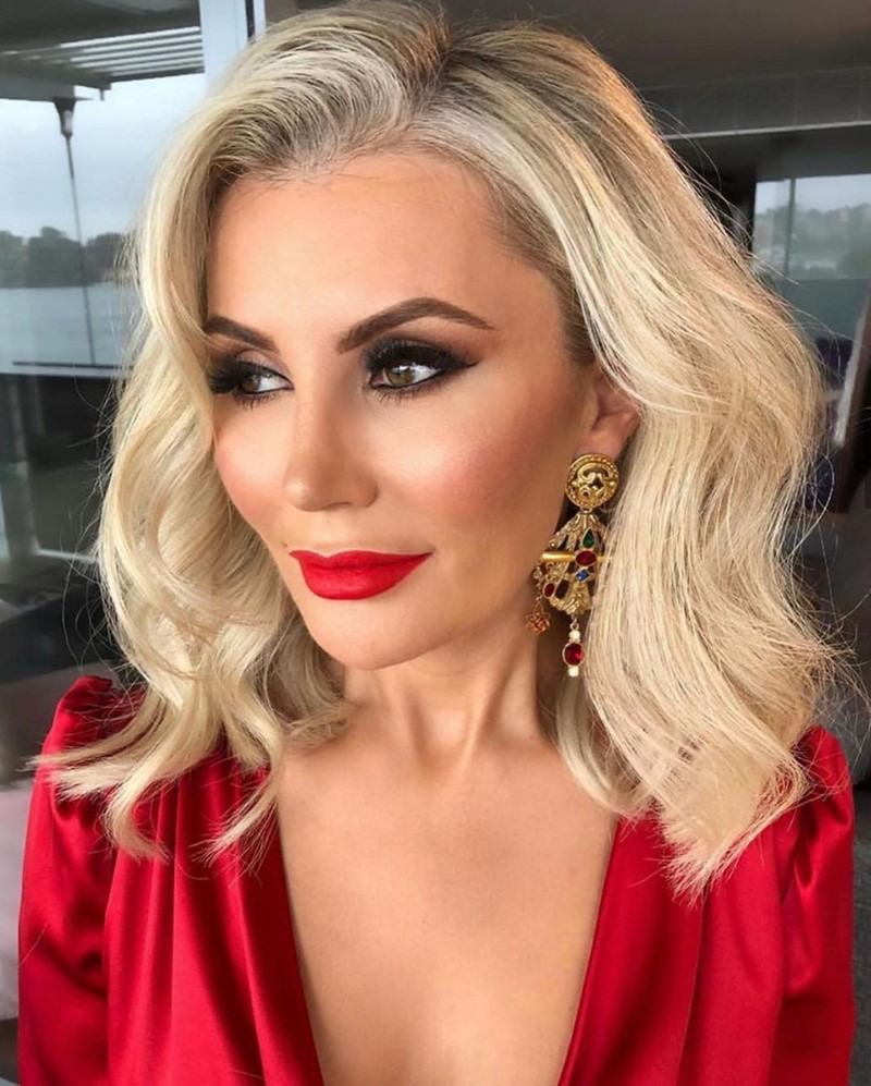 Прически на Новый 2027 год: топовые идеи новогодней прически