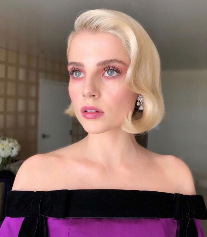 Прически на Новый 2027 год: топовые идеи новогодней прически