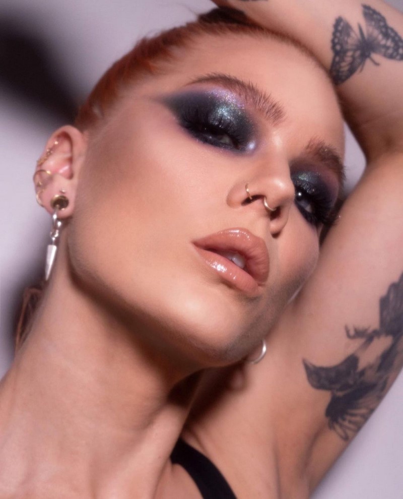 Макияж на Новый год 2027: фото-идеи и новинки