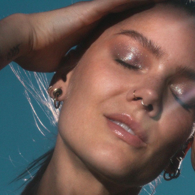 Макияж на Новый год 2027: фото-идеи и новинки