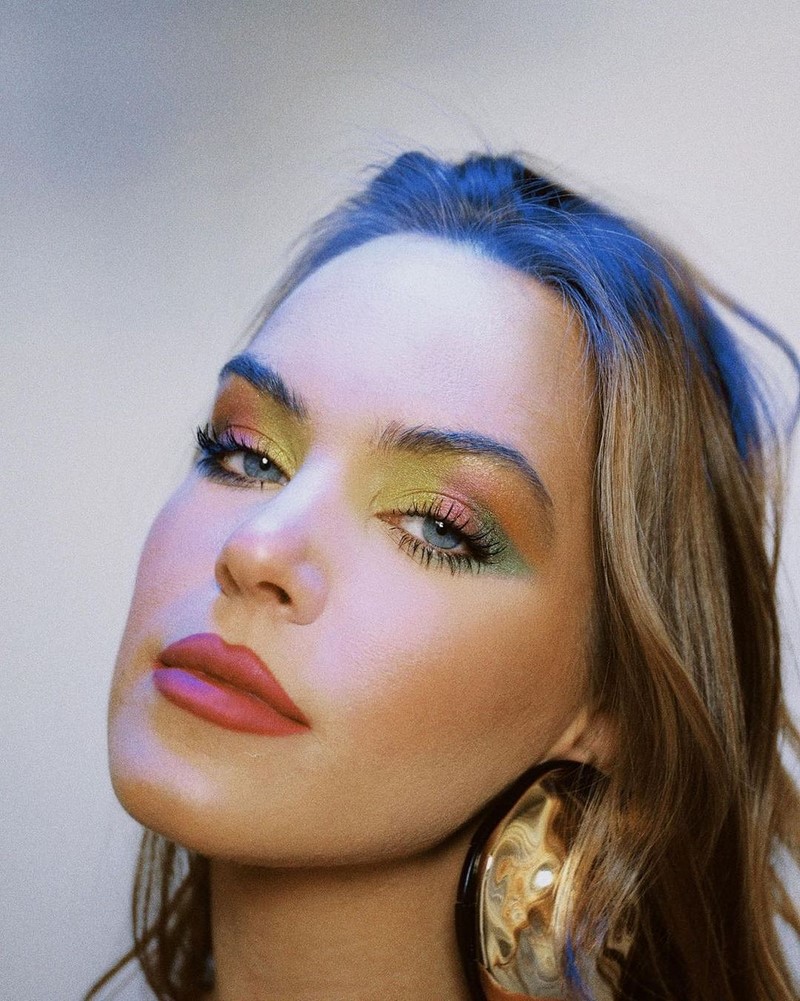 Макияж на Новый год 2027: фото-идеи и новинки