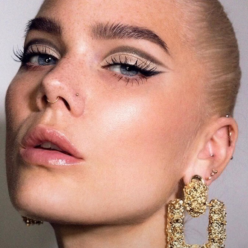 Макияж на Новый год 2027: фото-идеи и новинки