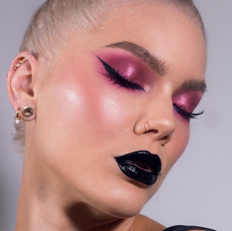 Макияж на Новый год 2027: фото-идеи и новинки