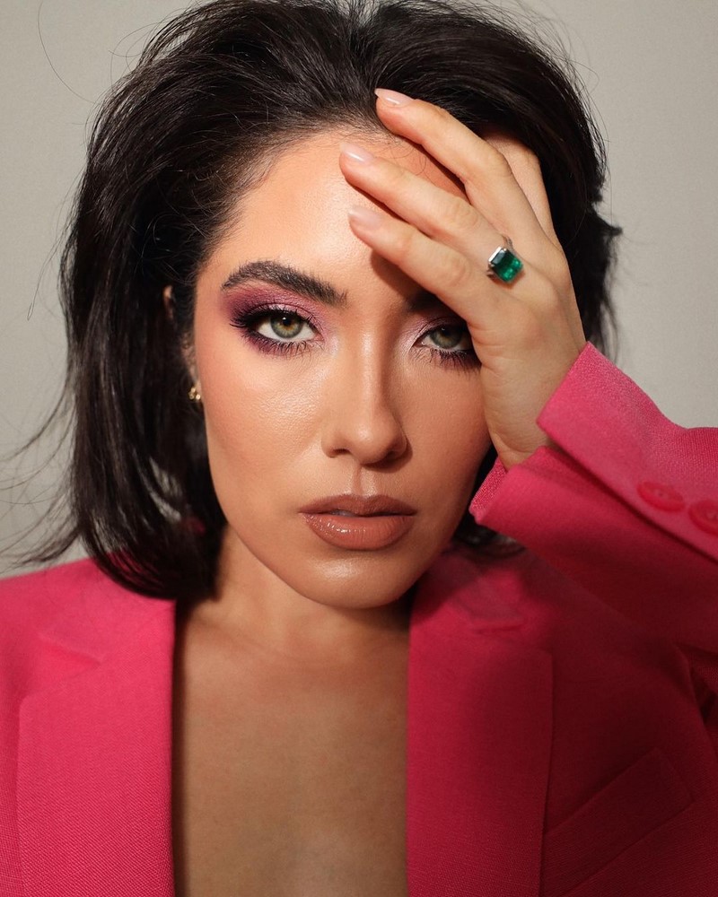 Макияж на Новый год 2027: фото-идеи и новинки