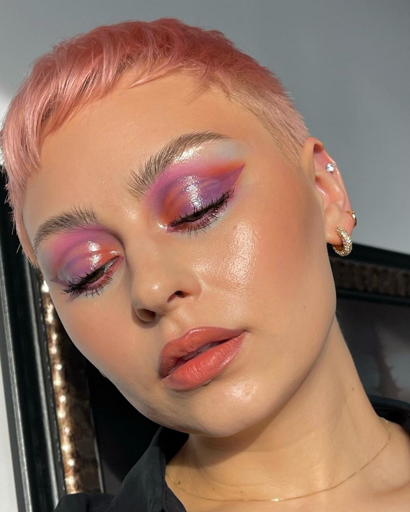 Макияж на Новый год 2027: фото-идеи и новинки