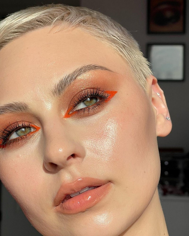 Макияж на Новый год 2027: фото-идеи и новинки