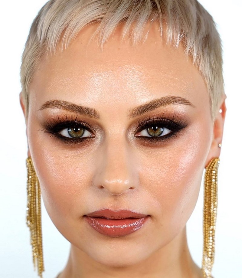 Макияж на Новый год 2027: фото-идеи и новинки