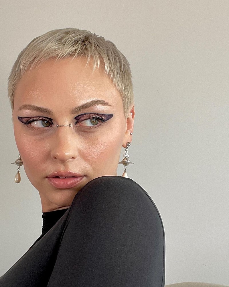 Макияж на Новый год 2027: фото-идеи и новинки