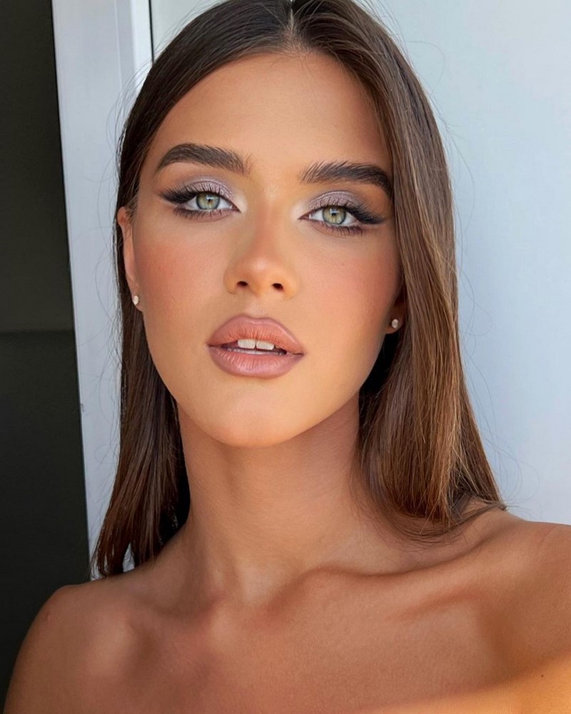 Макияж на Новый год 2027: фото-идеи и новинки