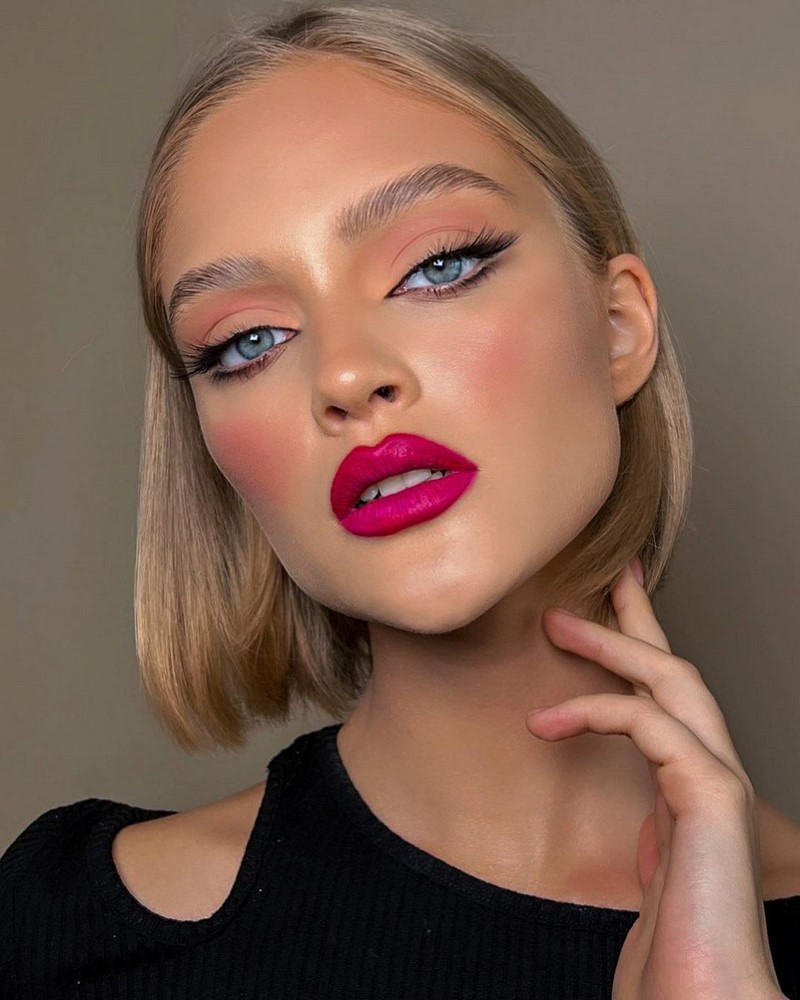 Макияж на Новый год 2027: фото-идеи и новинки