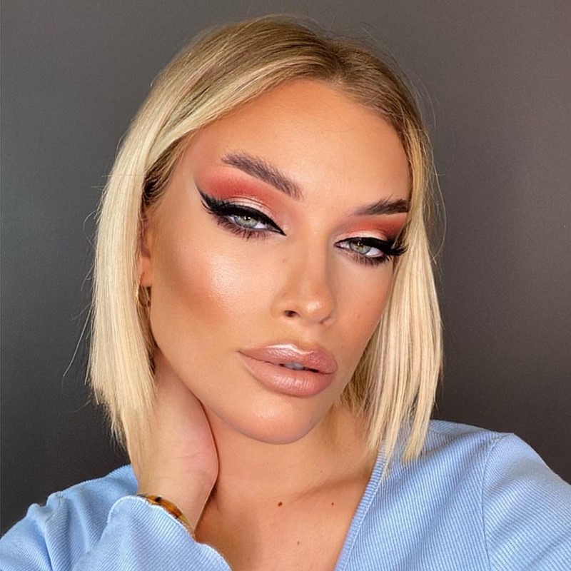 Макияж на Новый год 2027: фото-идеи и новинки