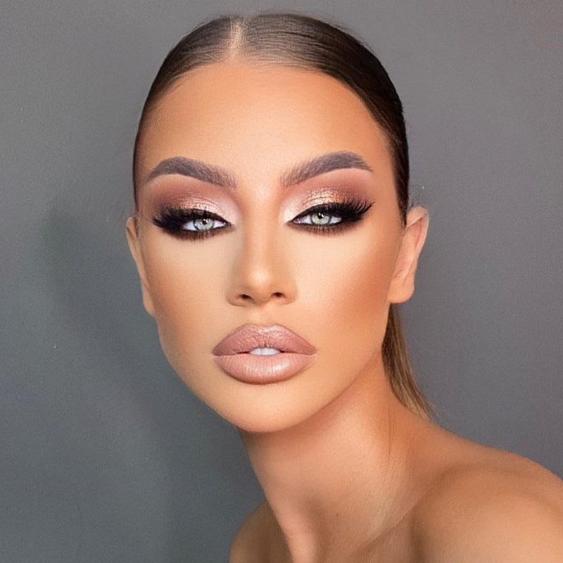 Макияж на Новый год 2027: фото-идеи и новинки