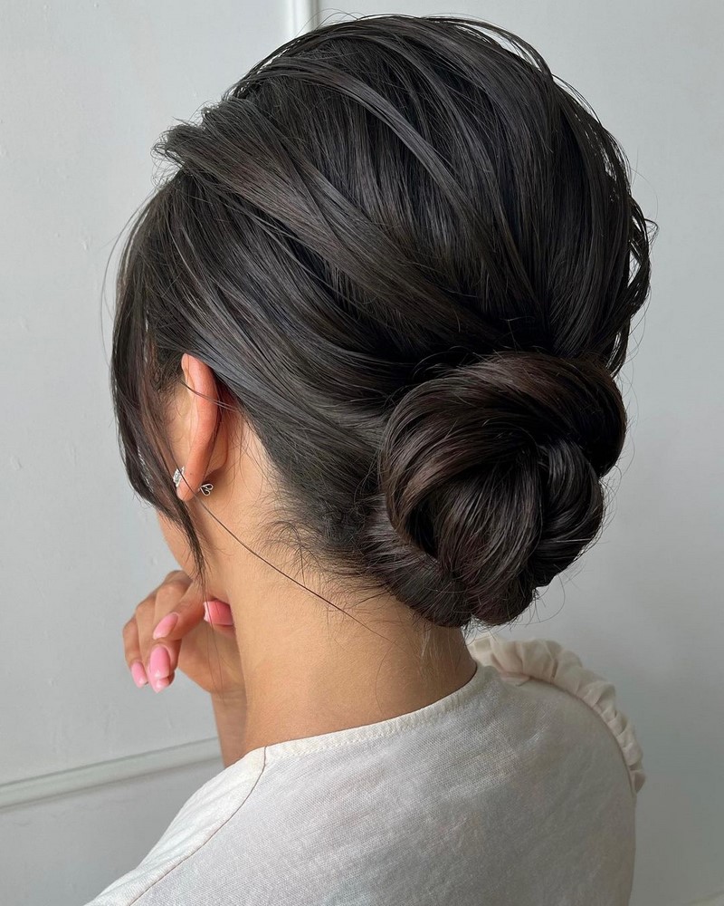 Прически на Новый 2027 год: топовые идеи новогодней прически