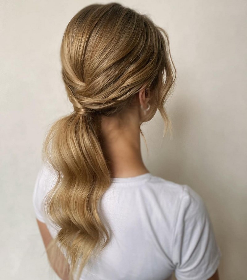 Прически на Новый 2027 год: топовые идеи новогодней прически