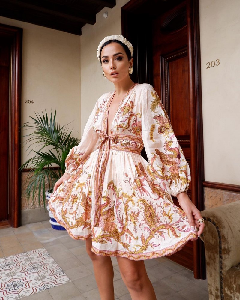 Изумительные платья весна-лето 2026: модные тренды и тенденции