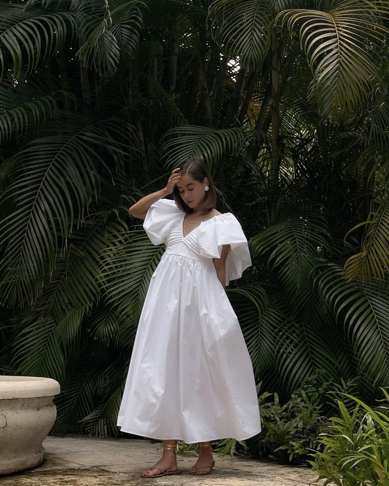 Изумительные платья весна-лето 2026: модные тренды и тенденции