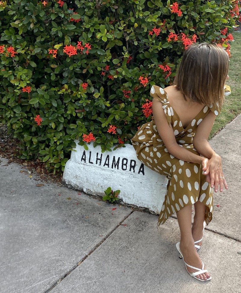 Изумительные платья весна-лето 2026: модные тренды и тенденции