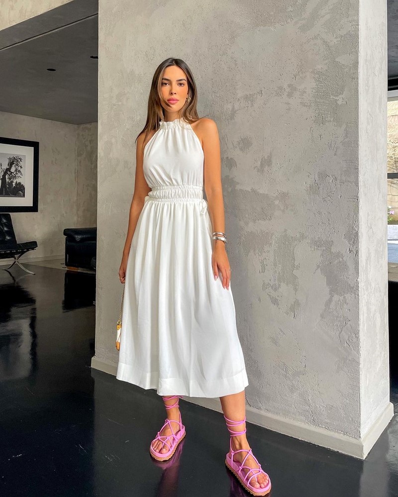 Изумительные платья весна-лето 2026: модные тренды и тенденции