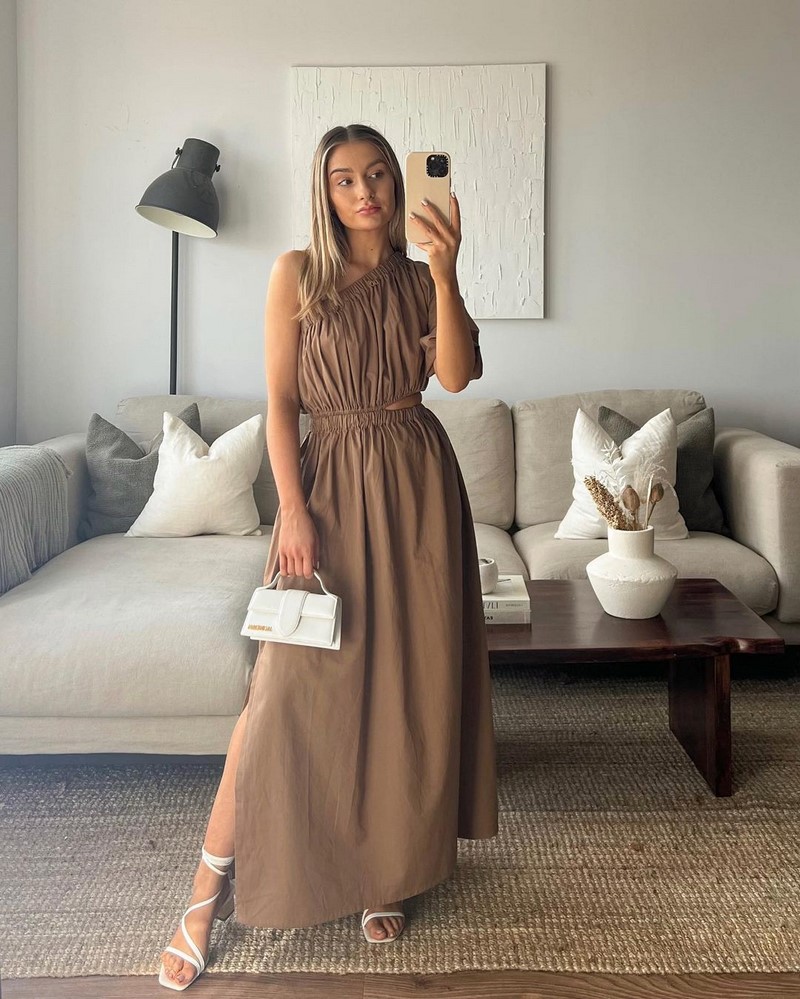 Изумительные платья весна-лето 2026: модные тренды и тенденции