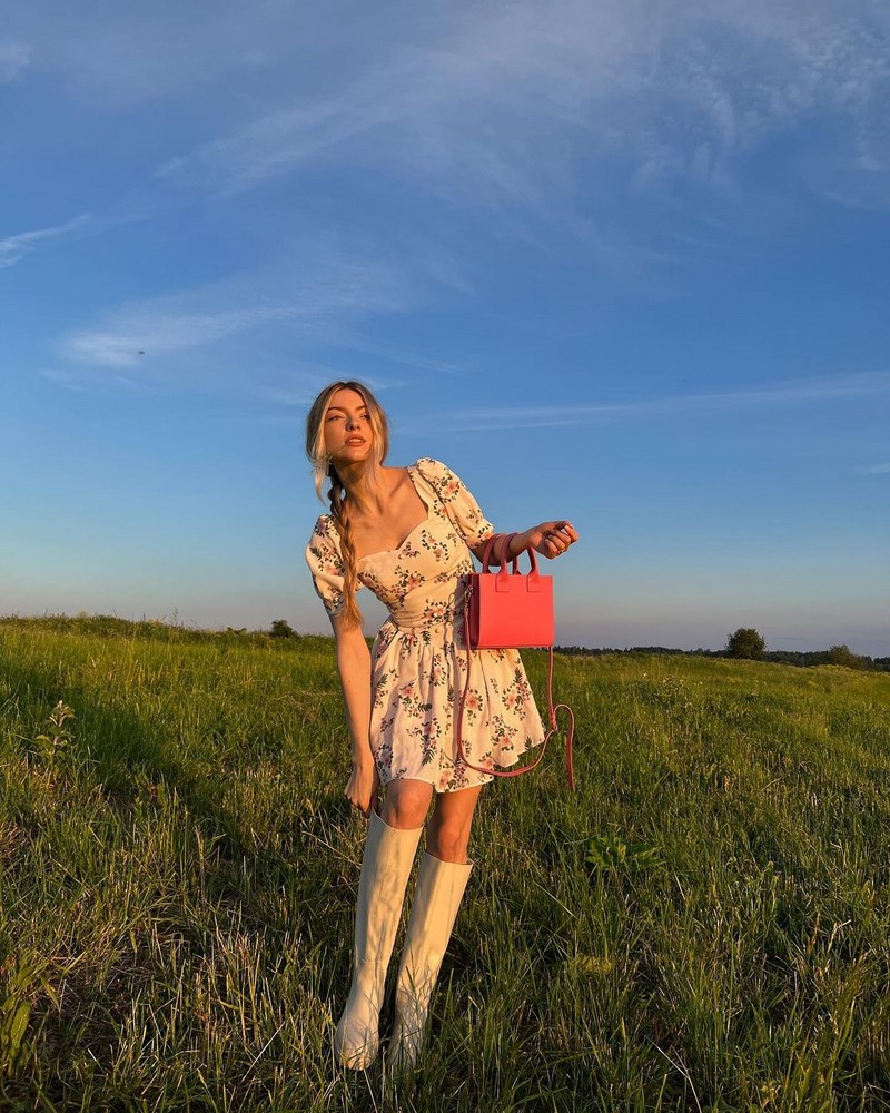 Изумительные платья весна-лето 2026: модные тренды и тенденции