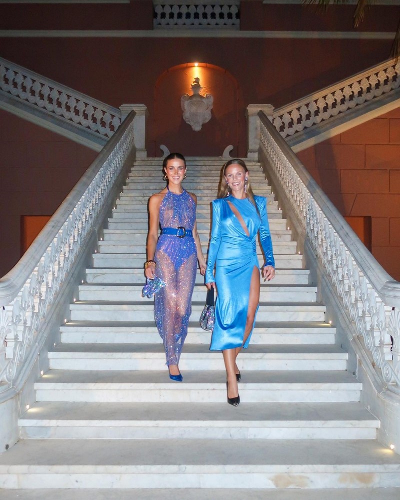 Изумительные платья весна-лето 2026: модные тренды и тенденции