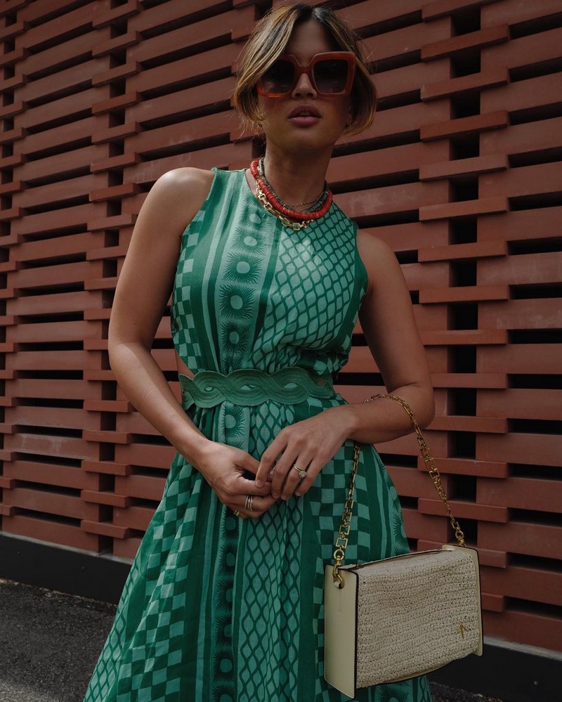 Изумительные платья весна-лето 2026: модные тренды и тенденции