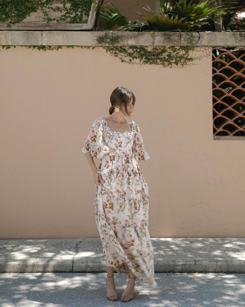 Изумительные платья весна-лето 2026: модные тренды и тенденции