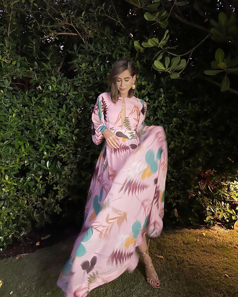 Изумительные платья весна-лето 2026: модные тренды и тенденции