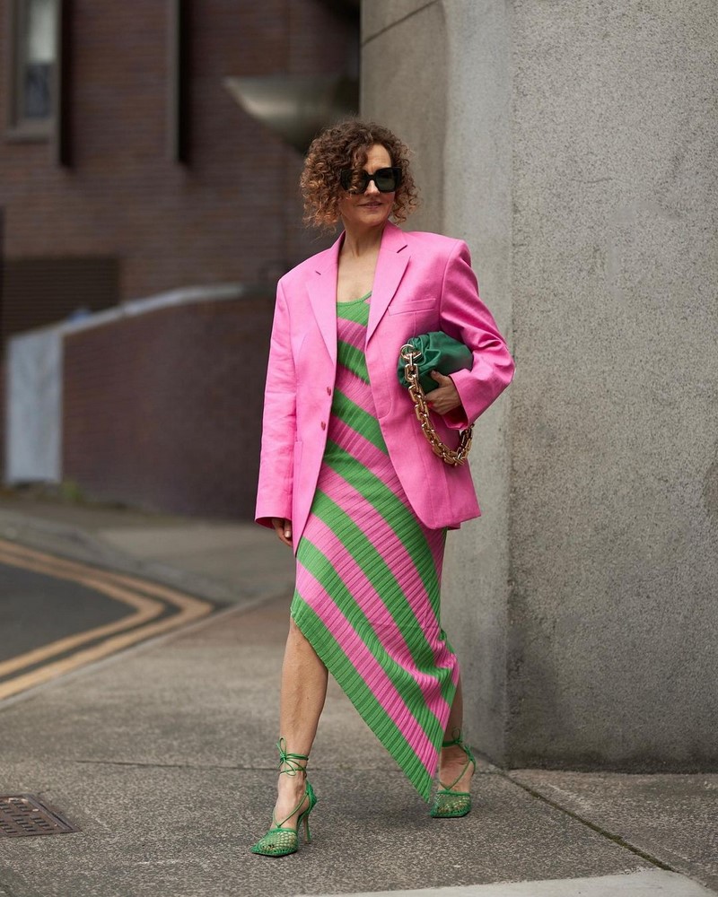 Изумительные платья весна-лето 2026: модные тренды и тенденции