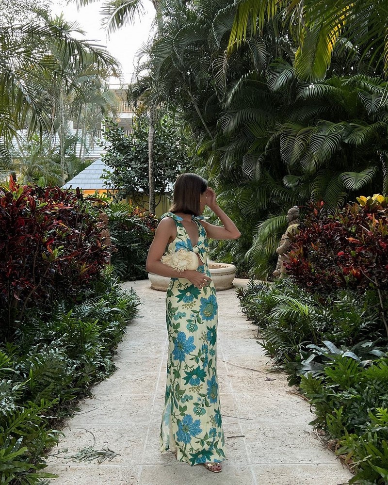 Главные тренды платьев весны и лета 2026: фото-примеры образов