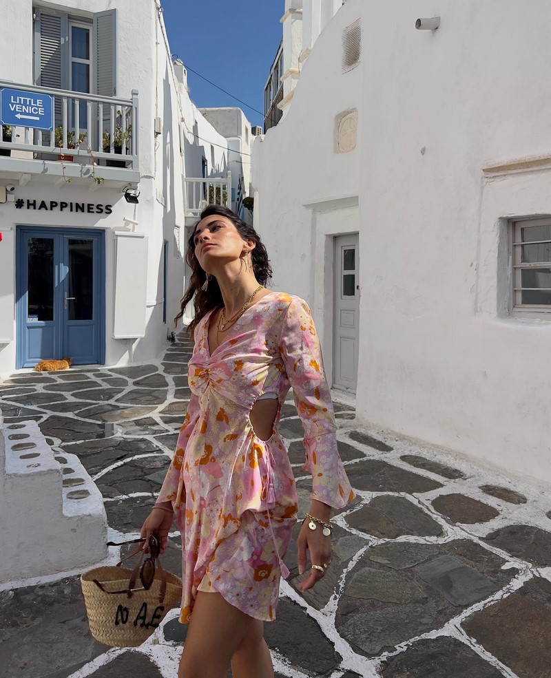 Главные тренды платьев весны и лета 2026: фото-примеры образов