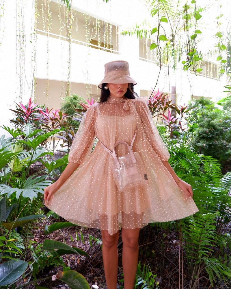 Главные тренды платьев весны и лета 2026: фото-примеры образов