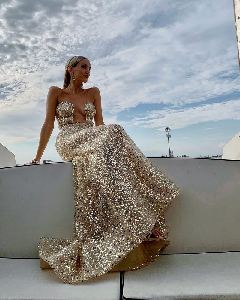 Главные тренды платьев весны и лета 2026: фото-примеры образов