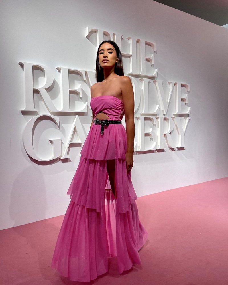 Главные тренды платьев весны и лета 2026: фото-примеры образов