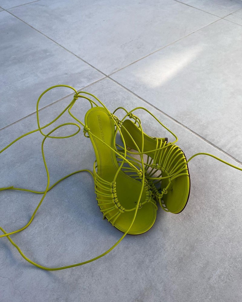 Самая ходовая обувь весной-летом 2026 года: фото-примеры