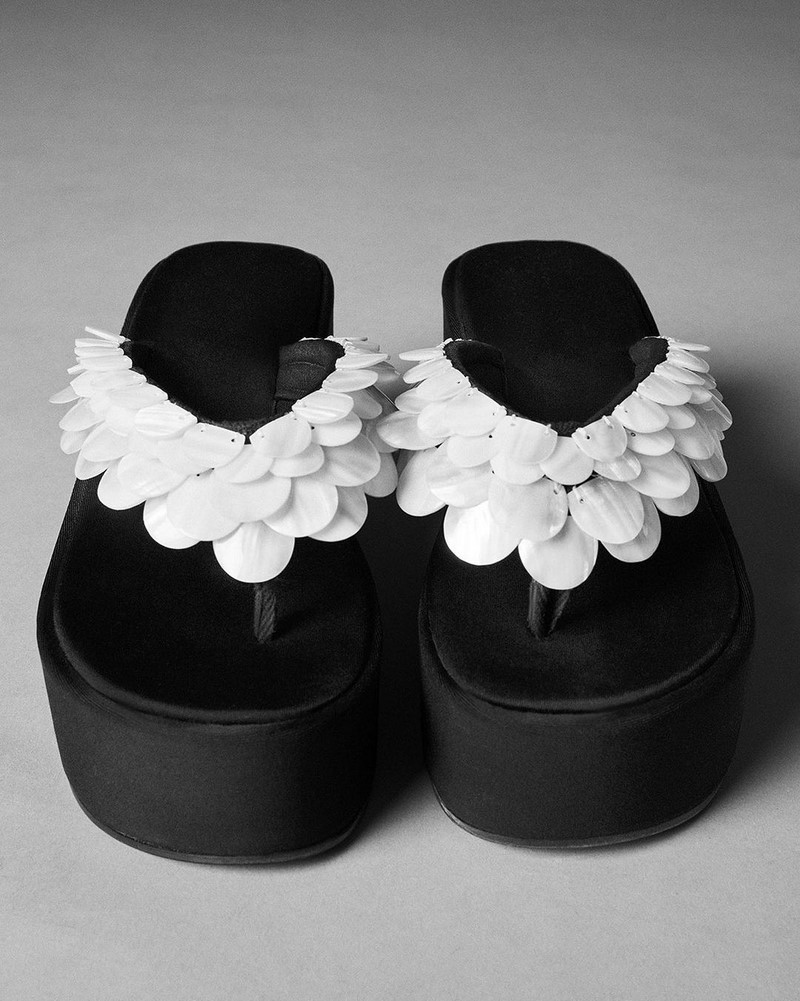 Самая ходовая обувь весной-летом 2026 года: фото-примеры