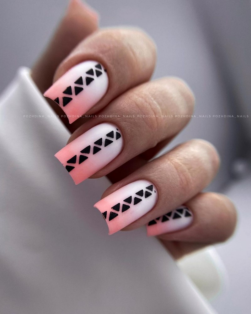 Красивый маникюр на лето 2026: фото, идеи летнего маникюра