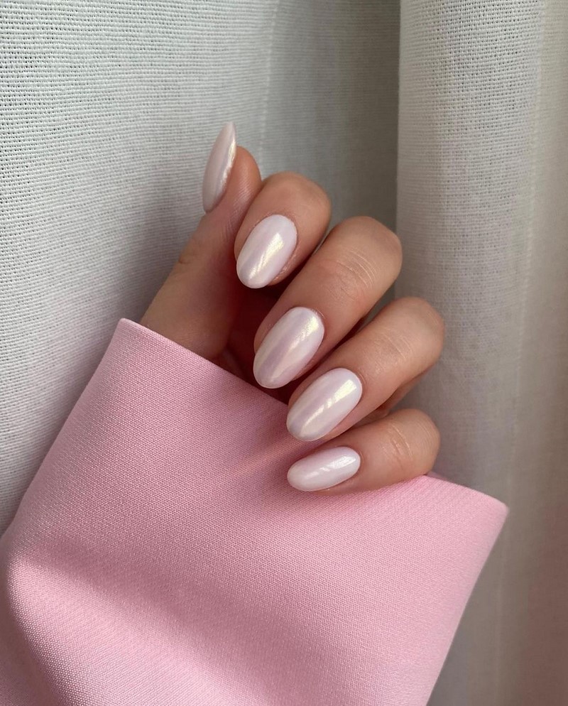 Красивый маникюр на лето 2026: фото, идеи летнего маникюра