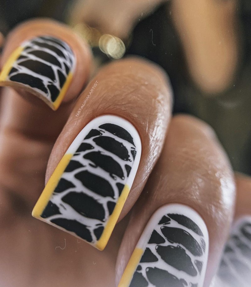 Красивый маникюр на лето 2026: фото, идеи летнего маникюра