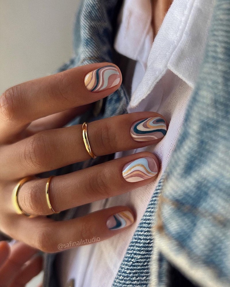 Красивый маникюр на лето 2026: фото, идеи летнего маникюра