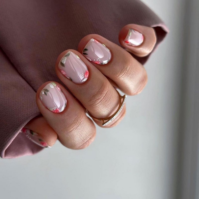 Красивый маникюр на лето 2026: фото, идеи летнего маникюра