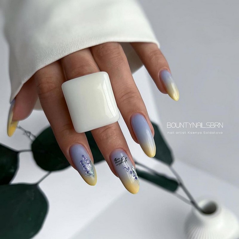 Красивый маникюр на лето 2026: фото, идеи летнего маникюра