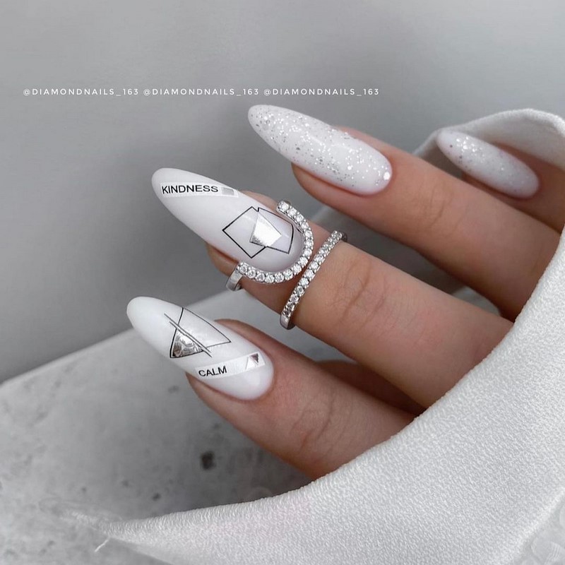 Красивый маникюр на лето 2026: фото, идеи летнего маникюра