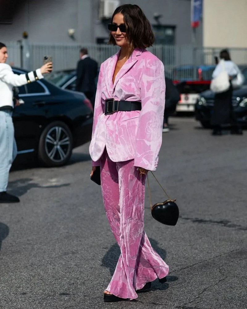 Ведущие модные тенденции 2026 года: главные тренды сезона на фото