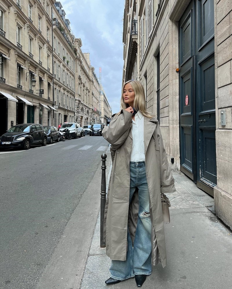 Стильные плащи и тренчи 2026: модные модели на фото