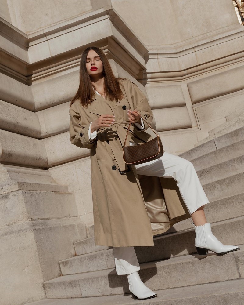 Стильные плащи и тренчи 2026: модные модели на фото