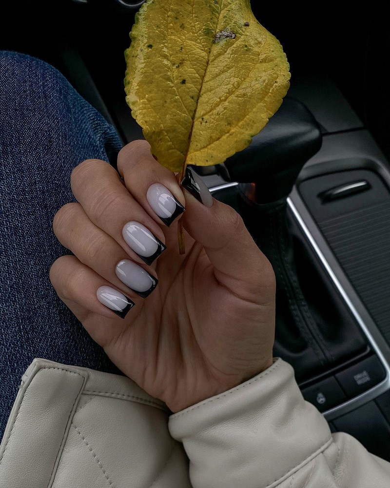 Френч-маникюр осень-зима 2026-2027 — новинки, фото