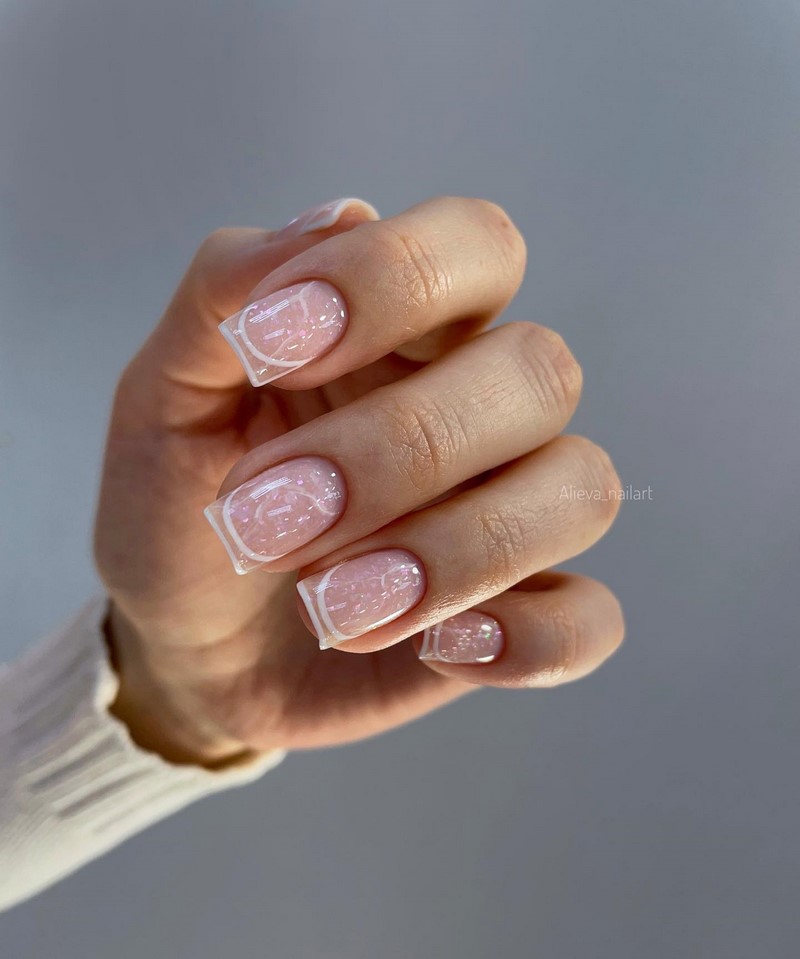 Френч-маникюр осень-зима 2026-2027 — новинки, фото