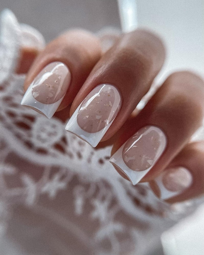 Френч-маникюр осень-зима 2026-2027 — новинки, фото