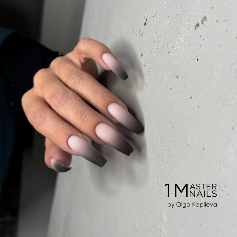 Френч-маникюр осень-зима 2026-2027 — новинки, фото
